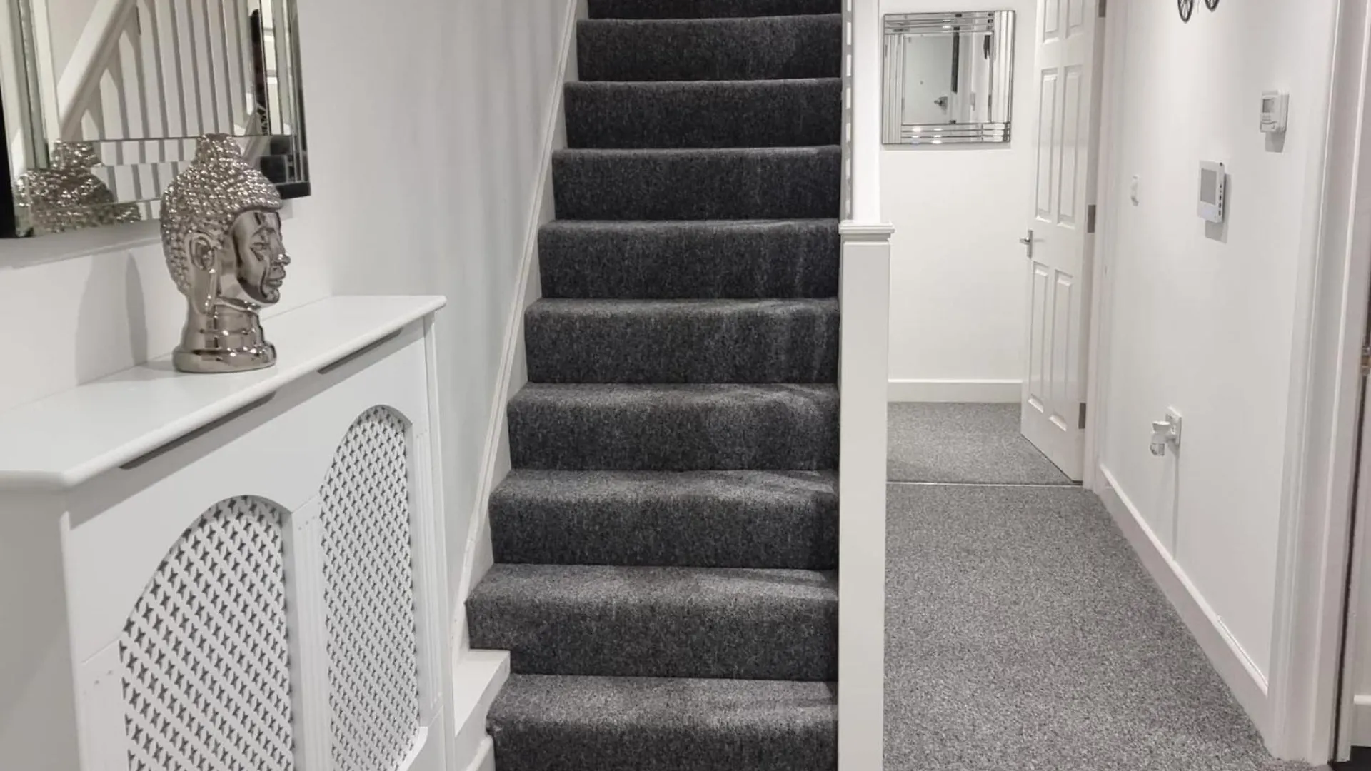 London Oasis Modern 2Br Apartment