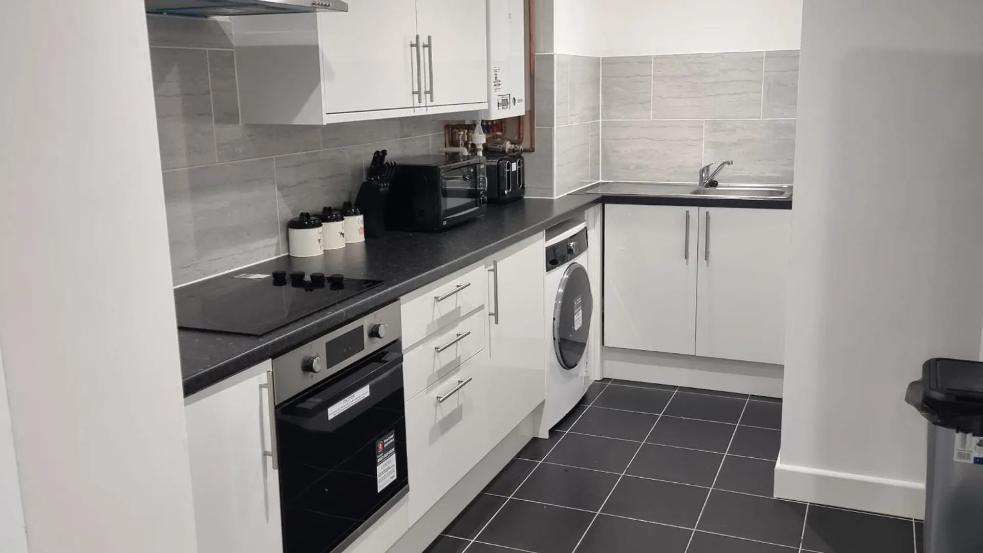 London Oasis Modern 2Br Apartment المملكة المتحدة